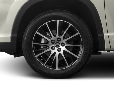 2017 Toyota Highlander SE