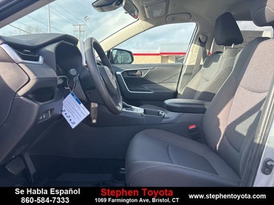 2025 Toyota RAV4 LE