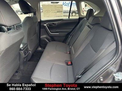 2025 Toyota RAV4 LE