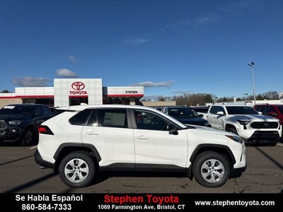2025 Toyota RAV4 LE