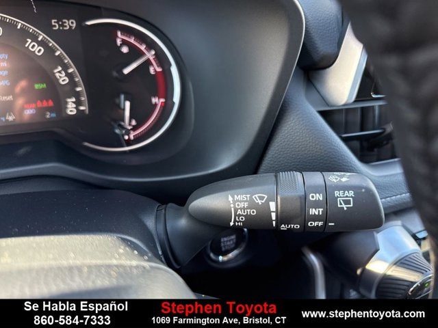 2025 Toyota RAV4 XLE