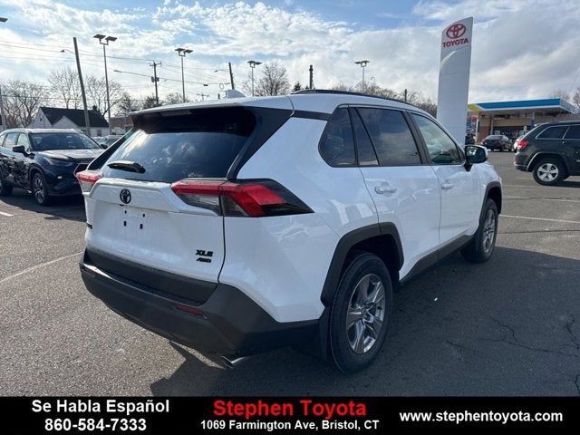 2025 Toyota RAV4 XLE