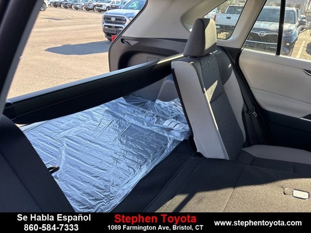 2025 Toyota RAV4 Hybrid XLE