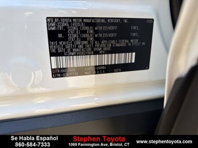 2025 Toyota RAV4 Hybrid XLE