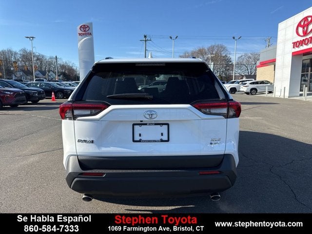 2025 Toyota RAV4 Hybrid XLE