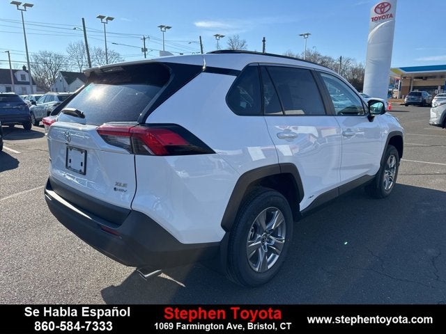 2025 Toyota RAV4 Hybrid XLE