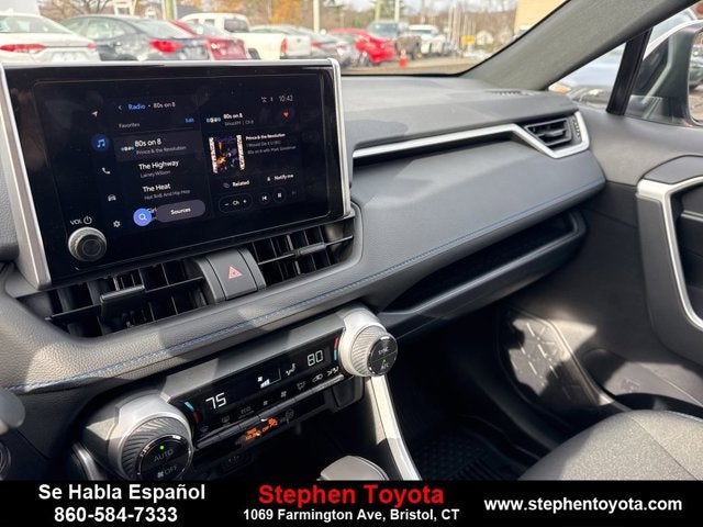 2025 Toyota RAV4 Hybrid SE