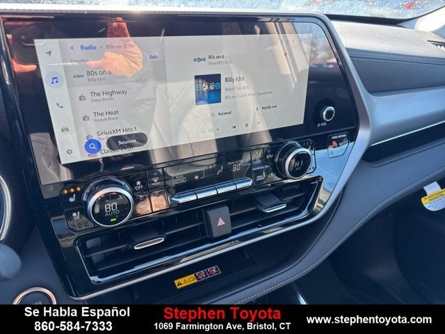 2026 Toyota Highlander Hybrid Platinum