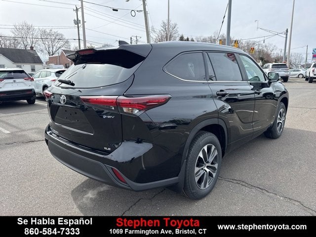 2026 Toyota Highlander Hybrid XLE