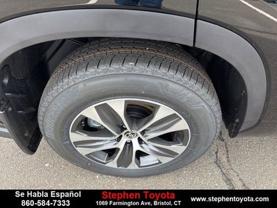 2026 Toyota Highlander Hybrid XLE