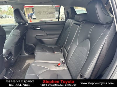 2026 Toyota Highlander Hybrid XLE