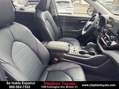 2026 Toyota Highlander Hybrid XLE