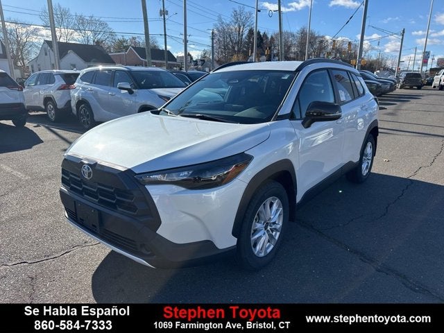 2026 Toyota Corolla Cross LE