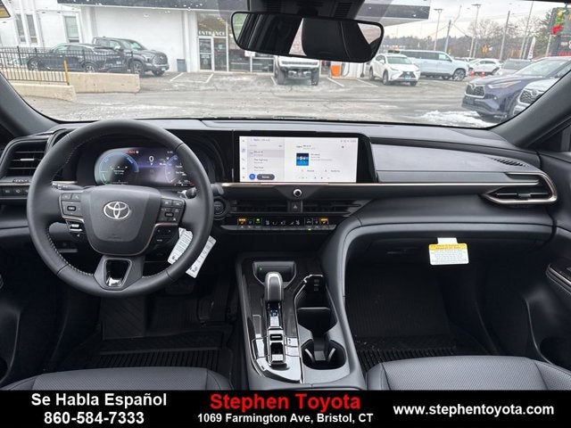 2025 Toyota Crown Signia XLE