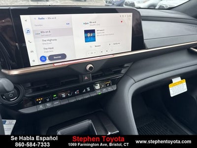 2025 Toyota Crown Signia XLE