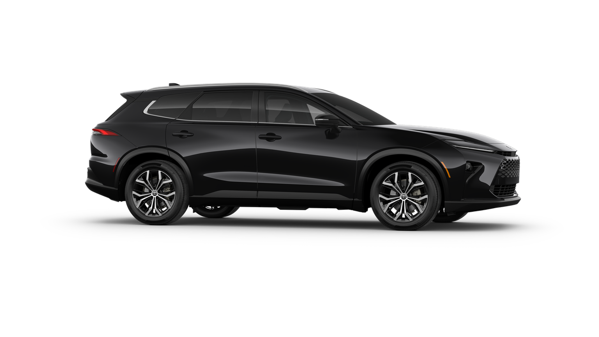 2025 Toyota Crown Signia XLE