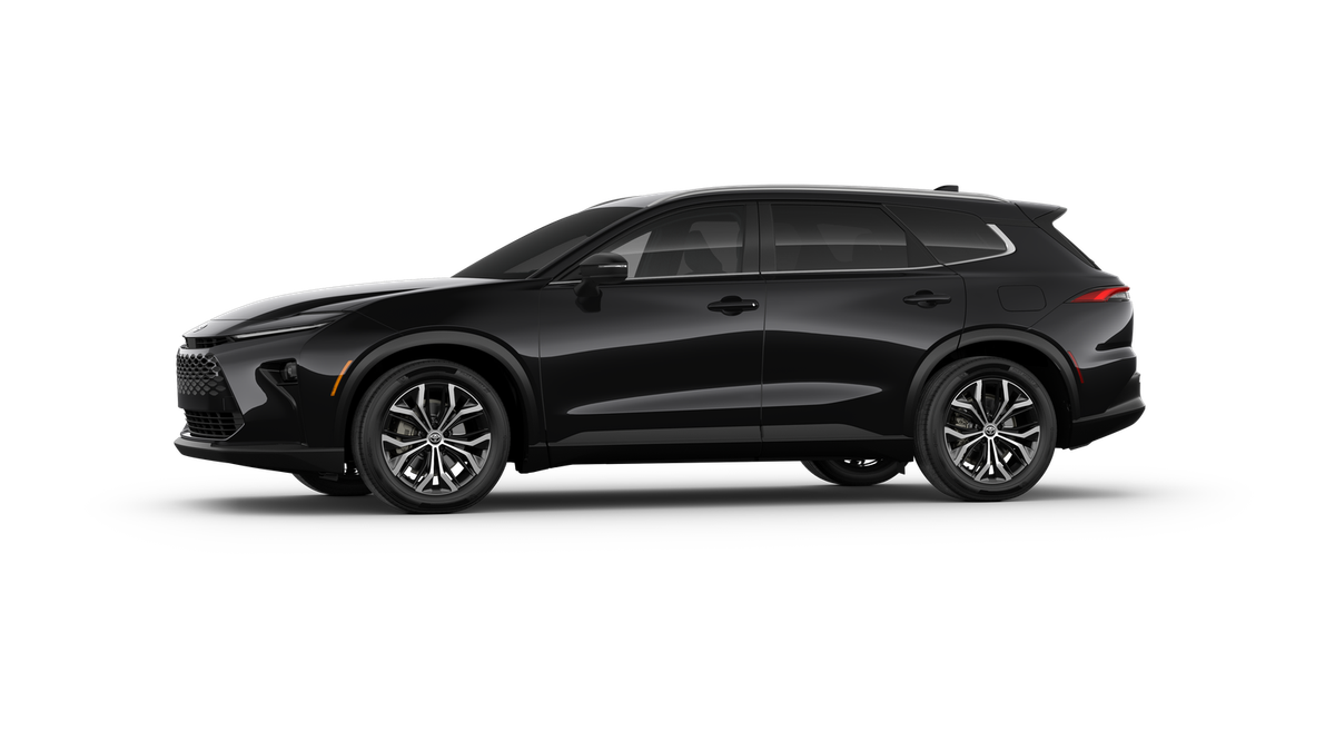 2025 Toyota Crown Signia XLE