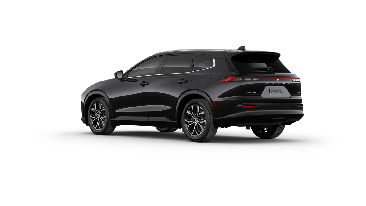 2025 Toyota Crown Signia XLE