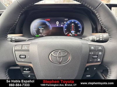 2025 Toyota Crown Signia XLE