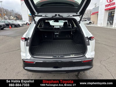 2025 Toyota Crown Signia XLE