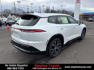 2025 Toyota Crown Signia XLE