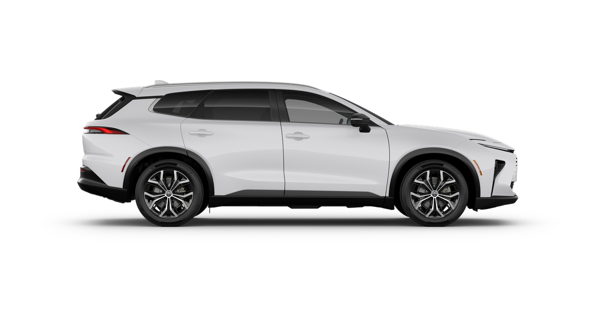 2025 Toyota Crown Signia XLE