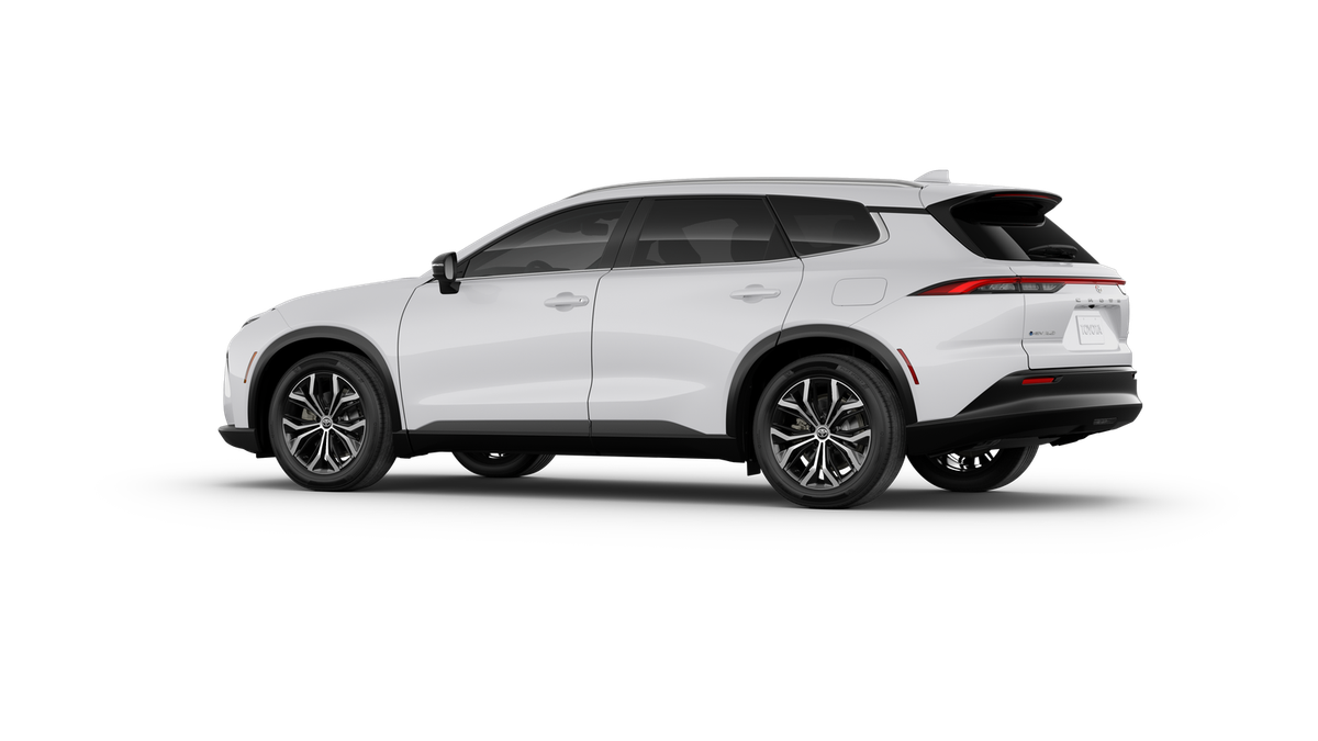 2025 Toyota Crown Signia XLE