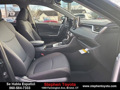 2025 Toyota RAV4 Hybrid LE