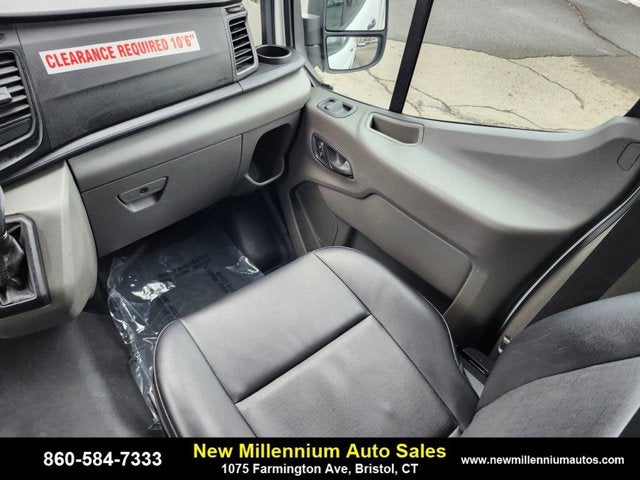 2022 Ford Transit Cutaway Base