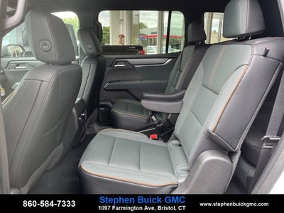 2026 GMC Acadia AWD AT4