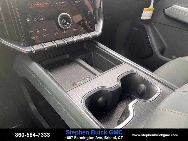 2026 GMC Acadia AWD AT4