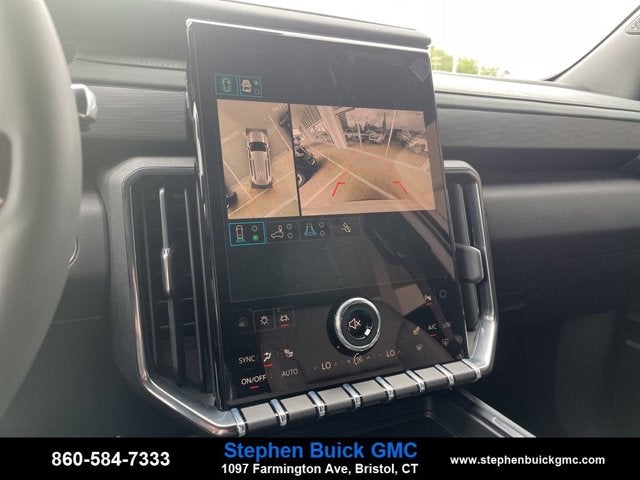 2026 GMC Acadia AWD AT4