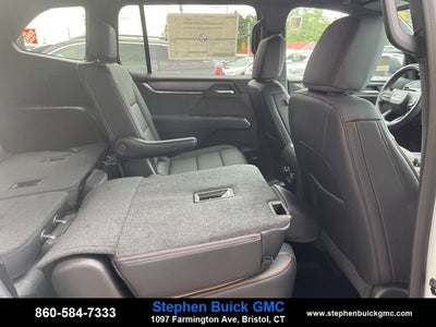 2026 GMC Acadia AWD AT4