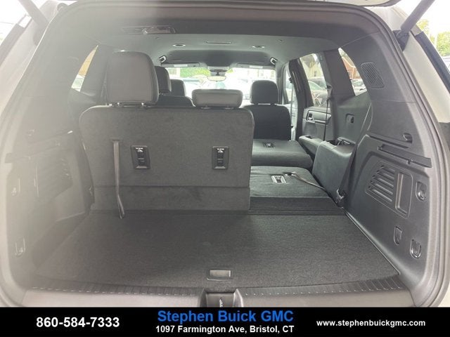 2026 GMC Acadia AWD AT4