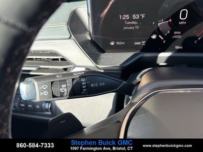 2026 GMC Acadia AWD AT4