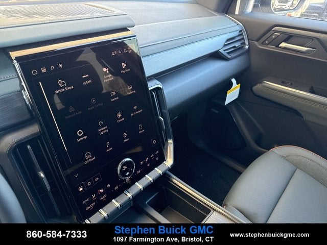 2026 GMC Acadia AWD AT4