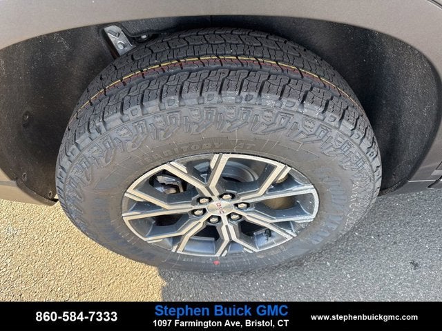 2026 GMC Acadia AWD AT4