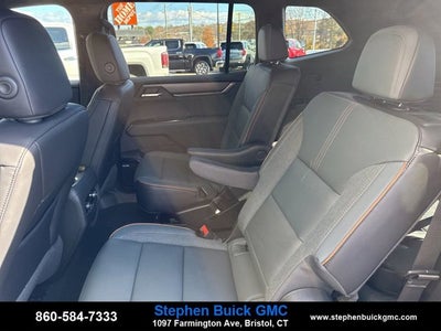 2026 GMC Acadia AWD AT4