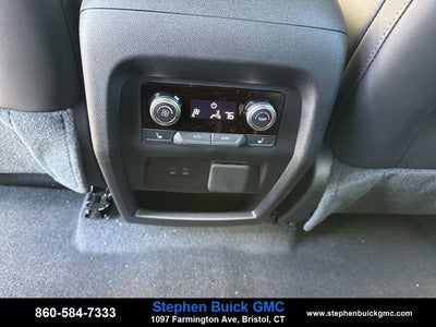 2026 GMC Acadia AWD AT4