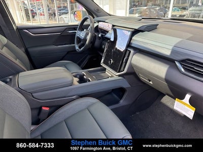 2026 GMC Acadia AWD AT4