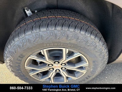 2026 GMC Acadia AWD AT4