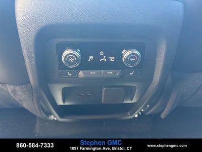 2026 GMC Acadia AWD AT4