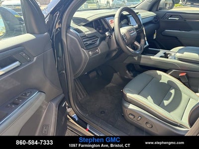 2026 GMC Acadia AWD AT4