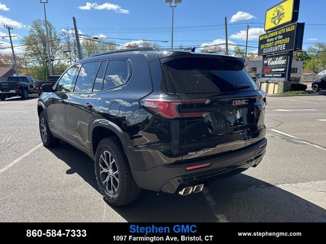 2026 GMC Acadia AWD AT4