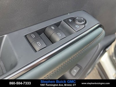 2025 GMC Acadia AWD AT4