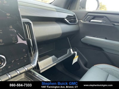 2025 GMC Acadia AWD AT4