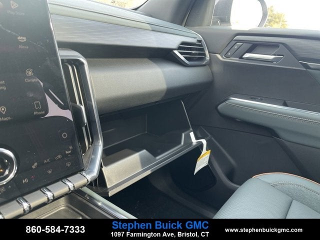 2025 GMC Acadia AWD AT4