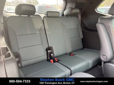 2025 GMC Acadia AWD AT4