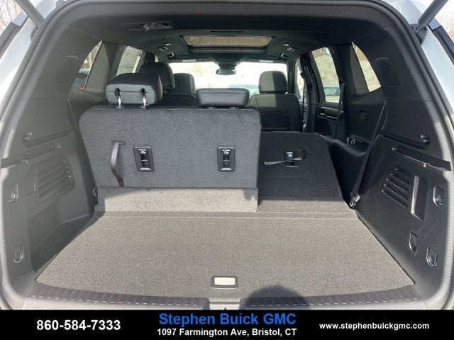 2025 GMC Acadia AWD AT4