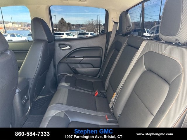 2022 GMC Canyon 4WD AT4 w/Leather